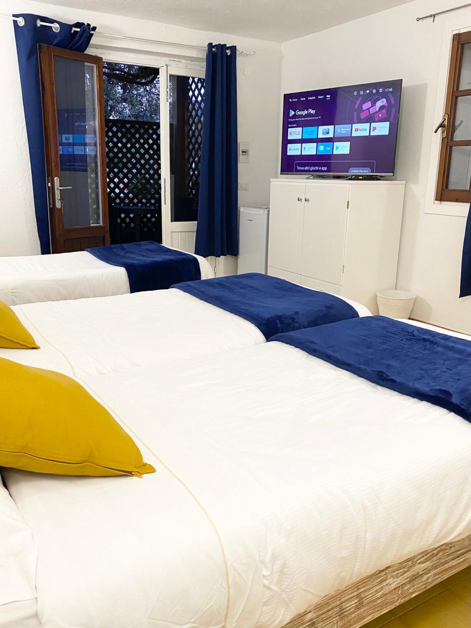 Cala Reale Rooms Marinella 마리넬라 외부 사진