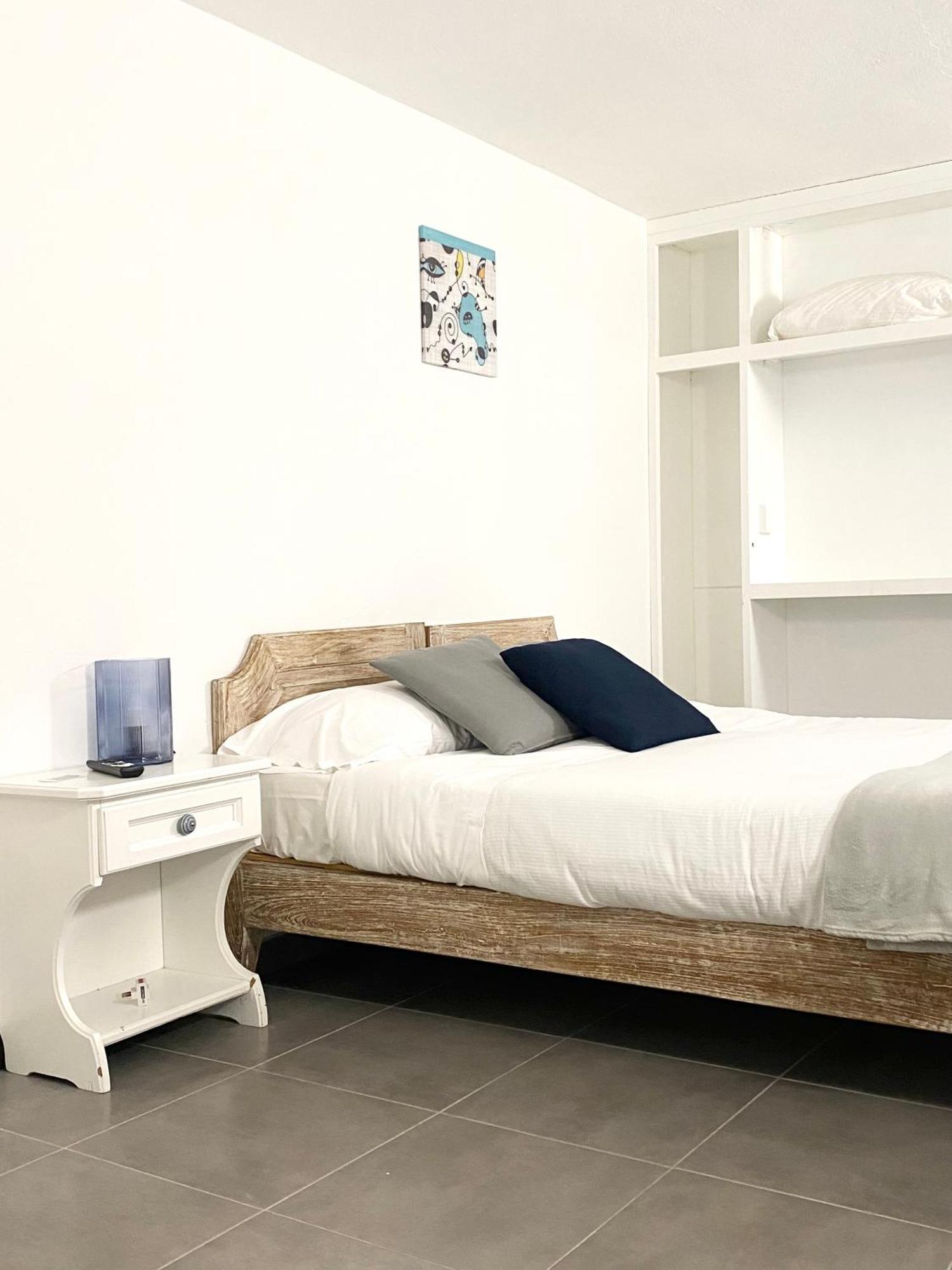 Cala Reale Rooms Marinella 마리넬라 외부 사진