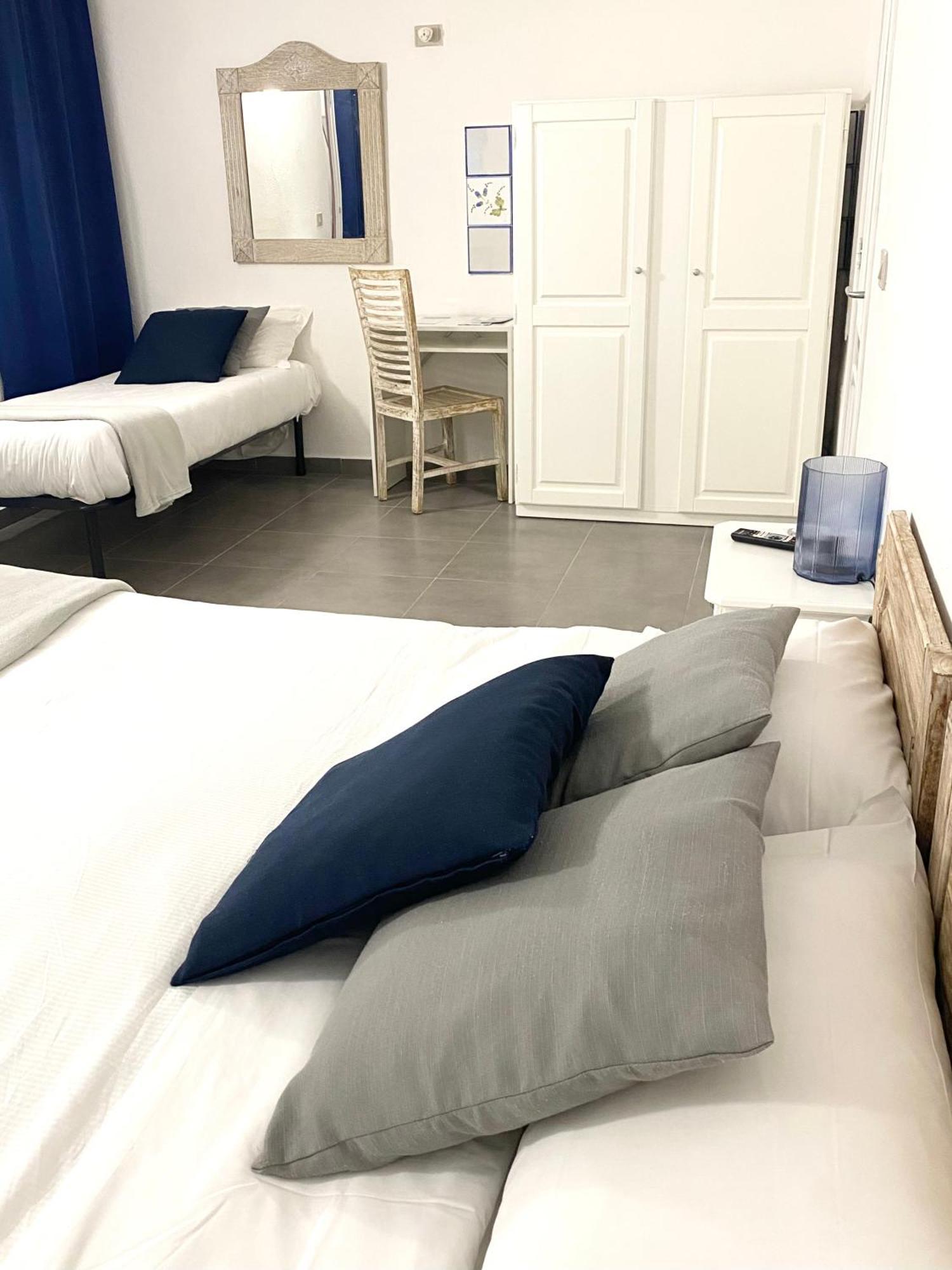 Cala Reale Rooms Marinella 마리넬라 외부 사진