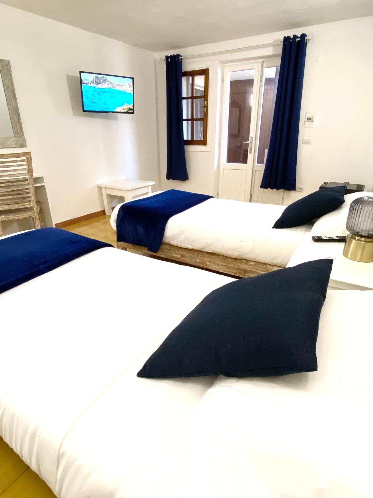 Cala Reale Rooms Marinella 마리넬라 외부 사진