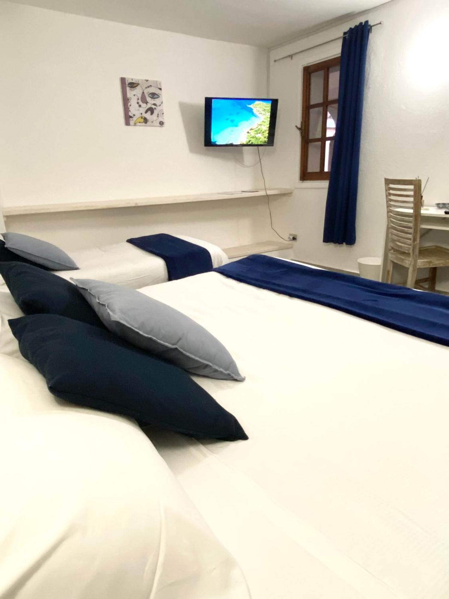 Cala Reale Rooms Marinella 마리넬라 외부 사진