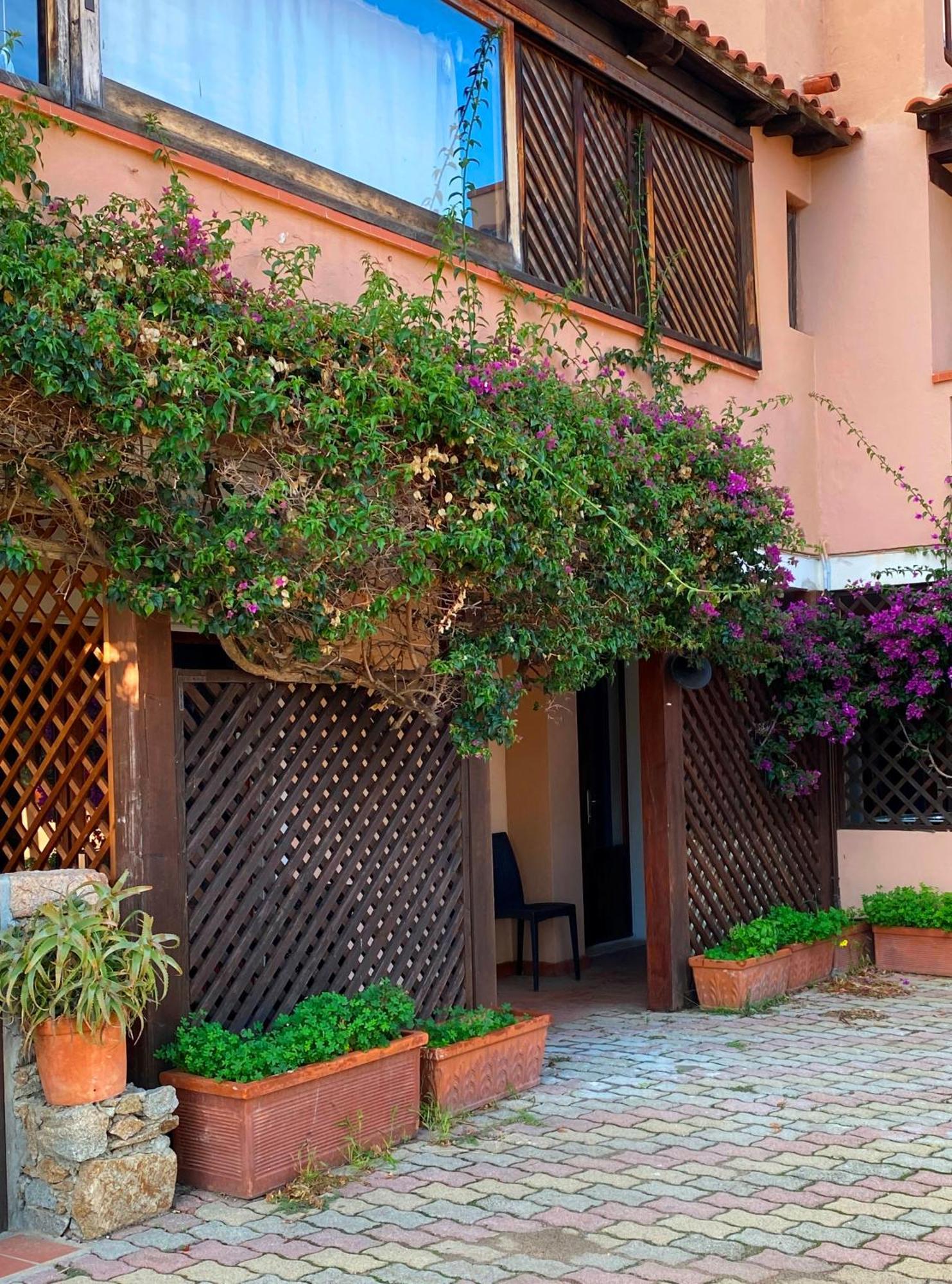 Cala Reale Rooms Marinella 마리넬라 외부 사진